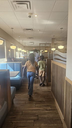 Photo of Denny's Restaurant - 664 Oliver St, Williams Lake, BC V2G 1M6